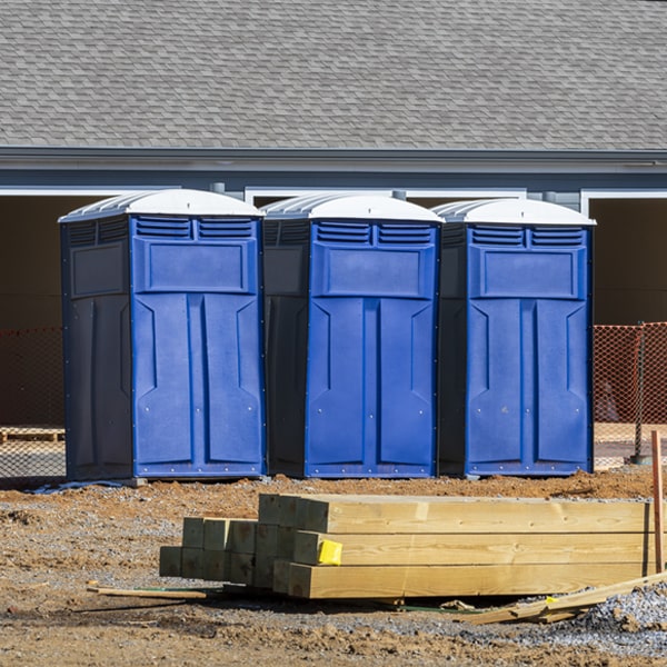 what is the maximum capacity for a single porta potty in Nisula MI